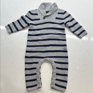 Jackie and Jack Blue/Grey Knit Romper - 3-6M
